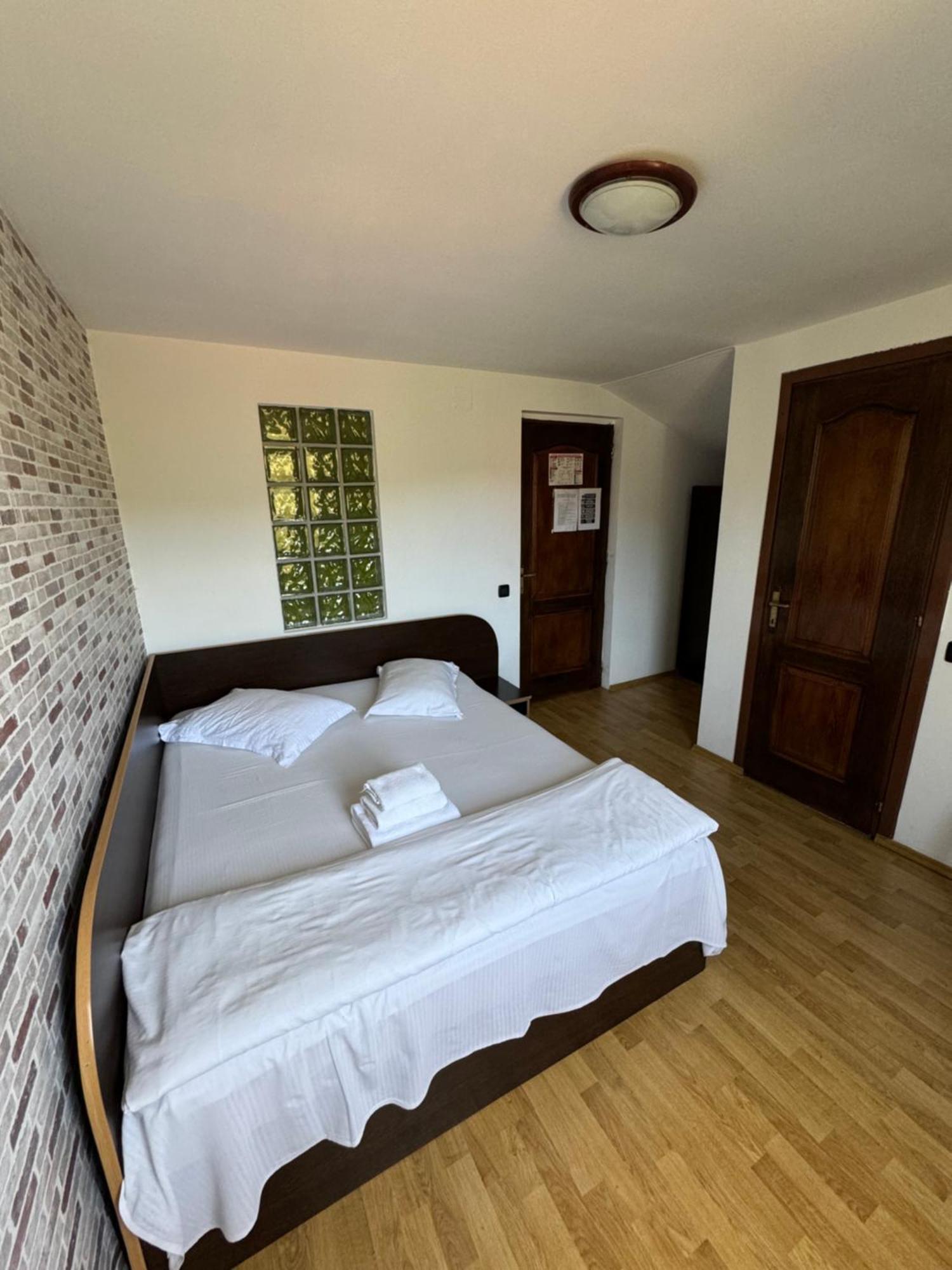 Casa David Hotel Busteni Bagian luar foto