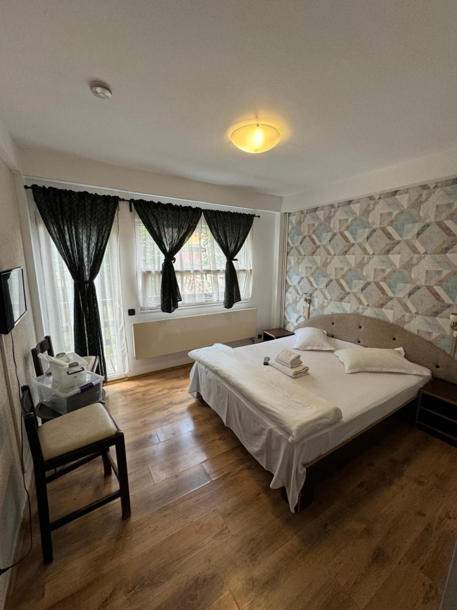 Casa David Hotel Busteni Bagian luar foto