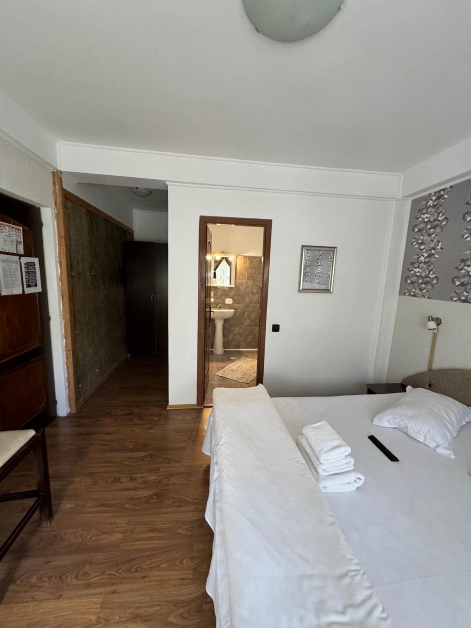 Casa David Hotel Busteni Bagian luar foto